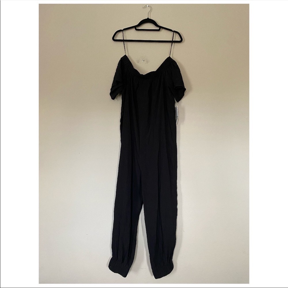 ZARA Off The Shoulder Jumpsuit in Black Size XS/S NWT